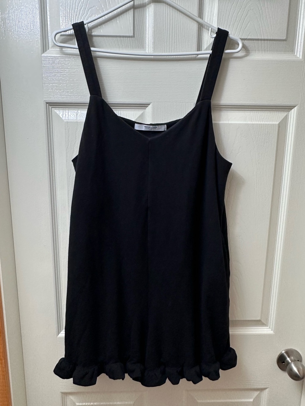Smash+Tess Ruffle Leg Shorts Romper Large